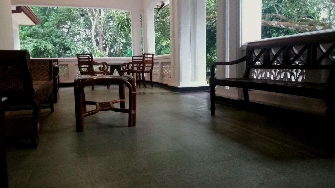 Randiyaepiliyagoda Resort アビッサウェッラ エクステリア 写真