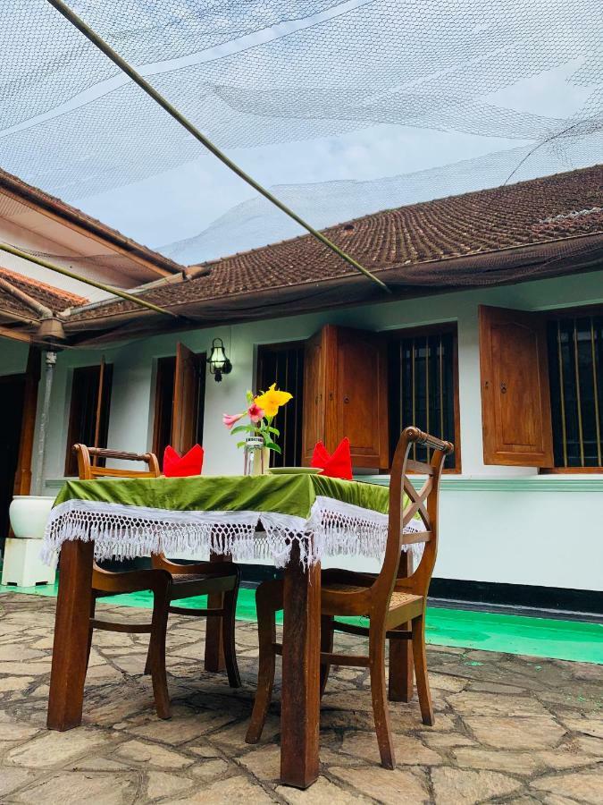 Randiyaepiliyagoda Resort アビッサウェッラ エクステリア 写真